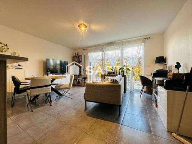 Appartement LIBRE D'OCCUPANT en rez de jardin !