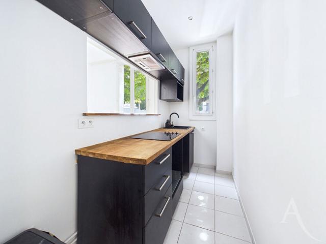 Appartement Livry Gargan 2 pièce s 35.5 m2
