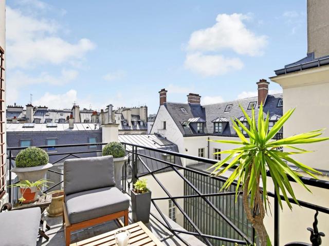 Appartement loft avec extérieurs Place Vendôme 132m² Paris 1er