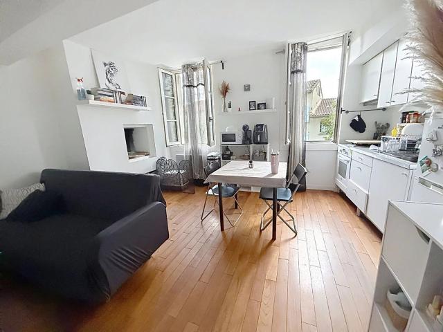Appartement loft Avignon 2 pièce s 42 m2 habitable