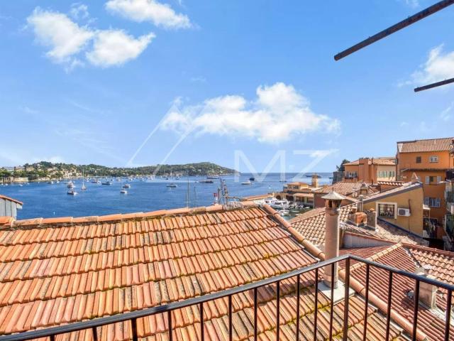 Appartement Loft dernier étage Vue mer 63m² Villefranche sur Mer