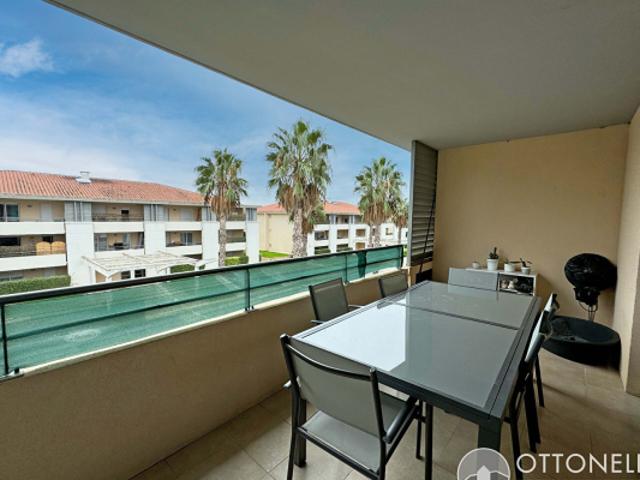 Appartement loué Roquebrune Sur Argens 2 pièces 39.62 m2 avec terrasse et deux parkings