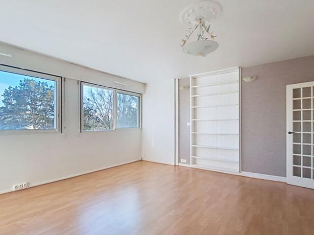 Appartement lumineux 4 chambres Saint Herblain Chézine 95 m2