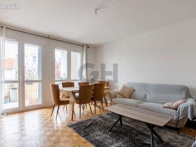 Appartement lumineux 4 pièces de 93 m² Secteur La Cépière