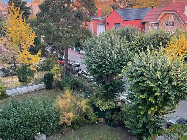 Appartement lumineux, 5 pièces, au calme, proche gare