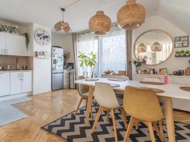 Appartement lumineux 5 pièces avec balcon à Cergy