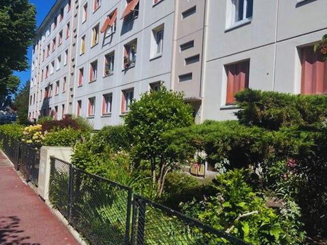 Appartement lumineux 5 Pièces avec Box et Parking Idéal co. 77m² Le Plessis Robinson