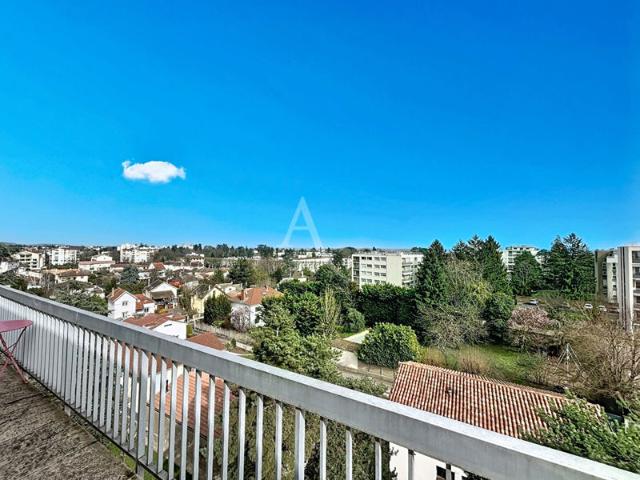 Appartement lumineux 125 m2 4 chambres Mâcon