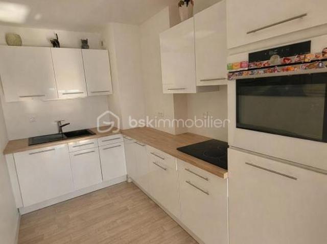 Appartement lumineux 2 pièces – 51 m² – Résidence récente avec balcon et parking