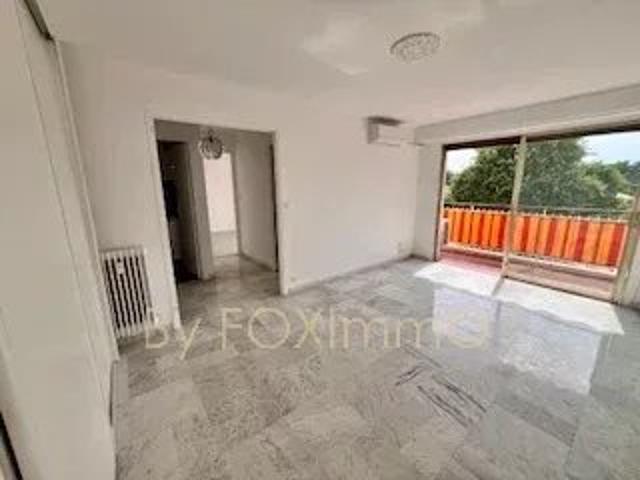 Appartement lumineux 2 pièces avec terrasse au Cannet