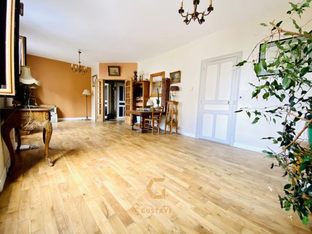 Appartement lumineux 3 pièces 72m2 Dijon centre ville