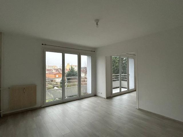 APPARTEMENT LUMINEUX T4 DE 75m2 AU 2ÈME ÉTAGE RÉSIDENCE GEORGES DE LA TOUR