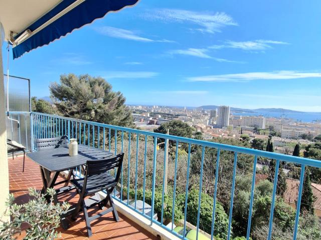 Appartement lumineux vue panoramique sur la mer