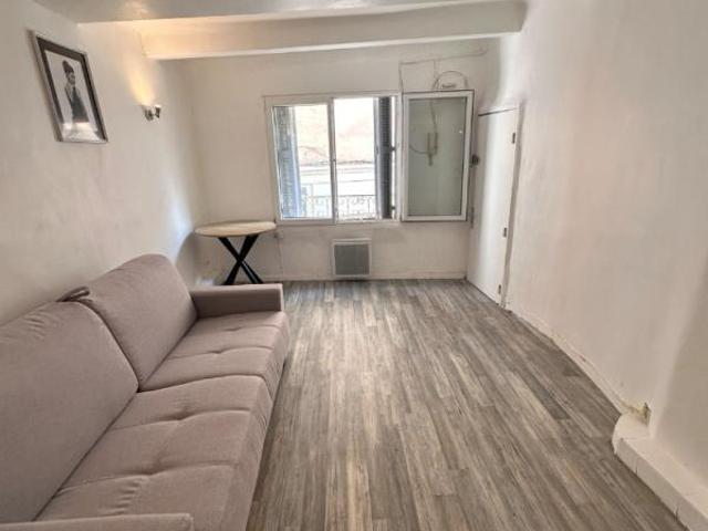 Appartement lumineux à louer à Draguignan, proche des comm