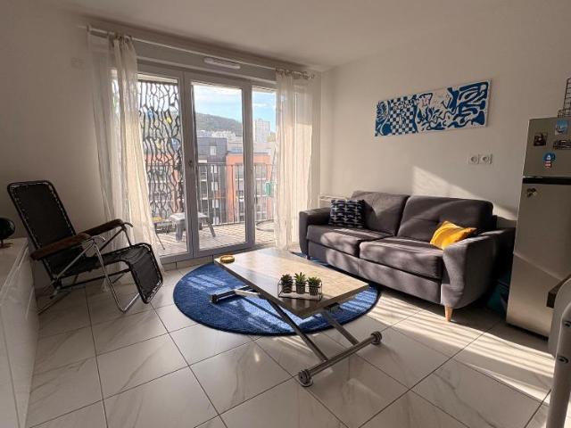Appartement lumineux avec balcon à louer à Clermont Ferrand