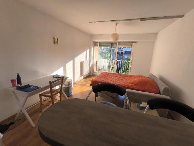 Appartement lumineux avec balcon à louer à Nancy