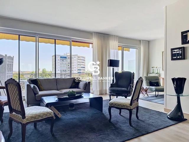Appartement lumineux avec garage et balcon à deux pas du cen. 108m² La Rochelle