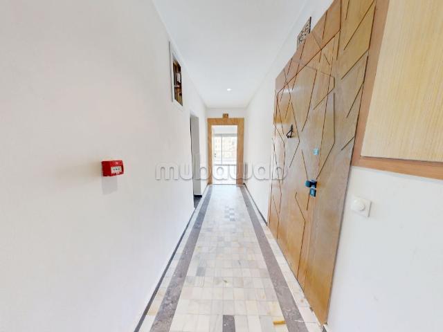 Appartement Lumineux avec Grande Terrasse