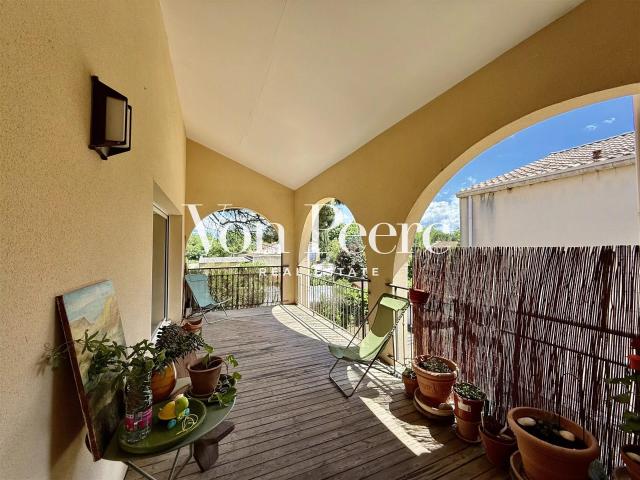 Appartement lumineux avec grande terrasse plein sud 81m² Avignon