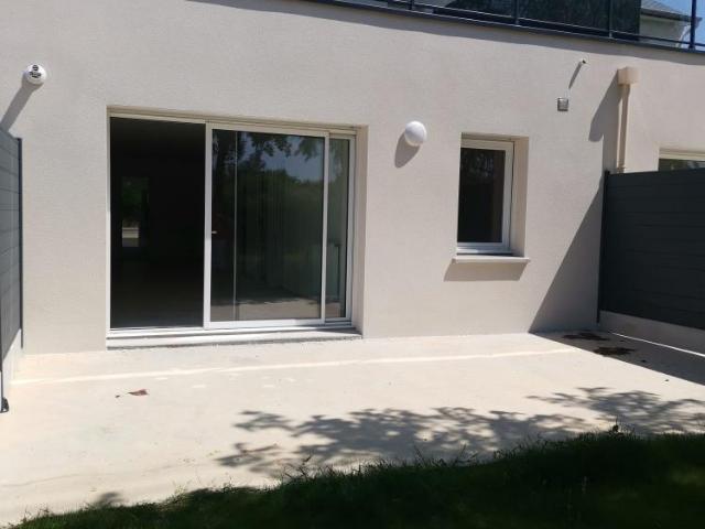 Appartement lumineux avec jardin et terrasse à Bruz