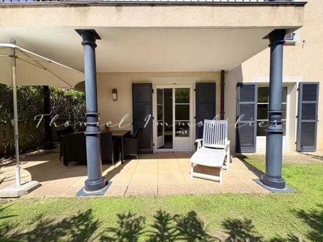 Appartement lumineux avec jardin et piscine – La Croix Valmer