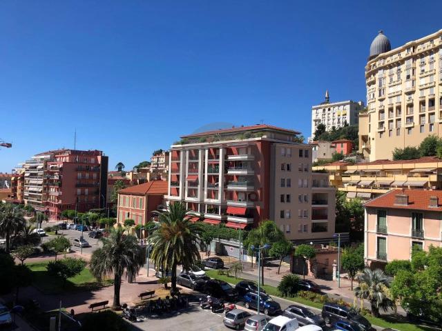Appartement lumineux avec terrasse à Menton 31m² Menton