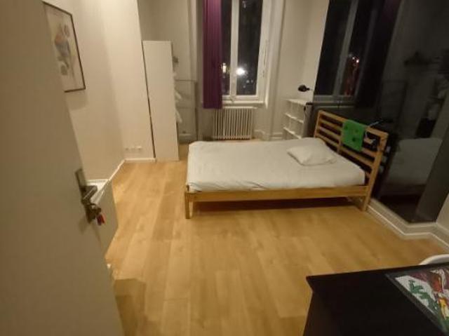 Appartement lumineux avec terrasse à Saint Étienne