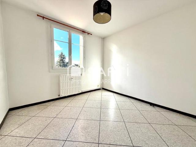 Appartement lumineux avec terrasse Quartier agréable