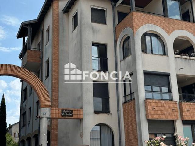 Appartement lumineux avec vue dégagée dans résidence prisée de Villeneuve sur Lot