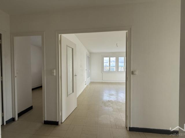 Appartement 4 pièces lumineux avec vue panoramique, terrasse