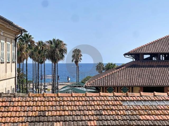 Appartement lumineux avec vue mer à Menton