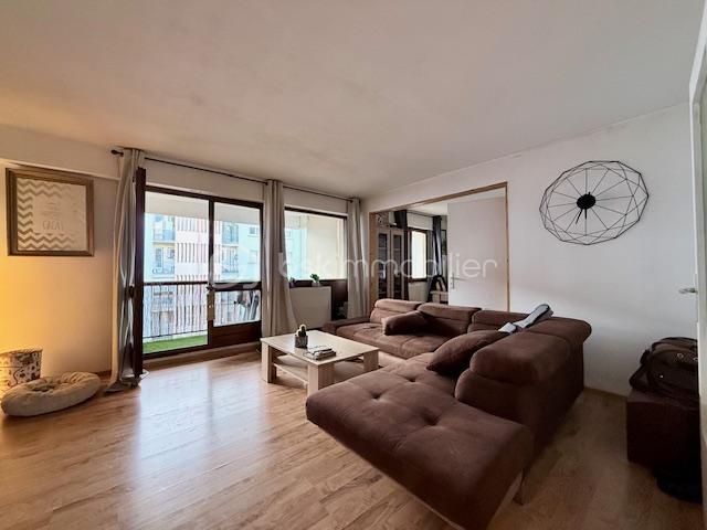 Appartement lumineux avec 2 balcons