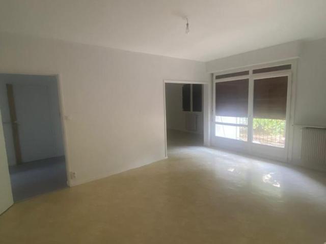 Appartement lumineux balcon