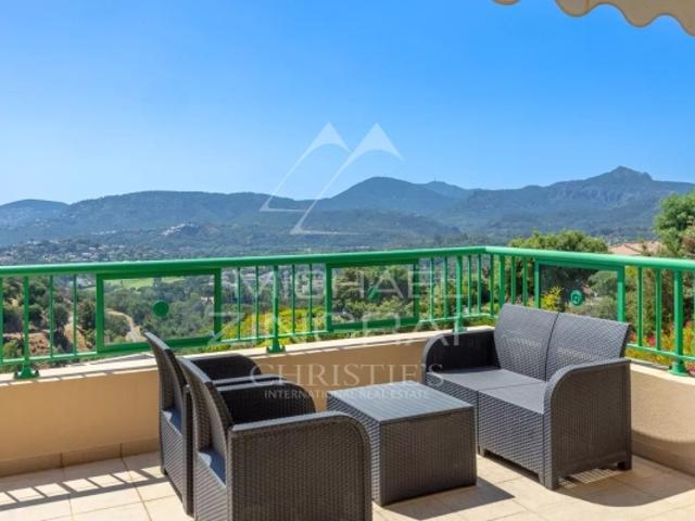 Appartement lumineux dans résidence sécurisée