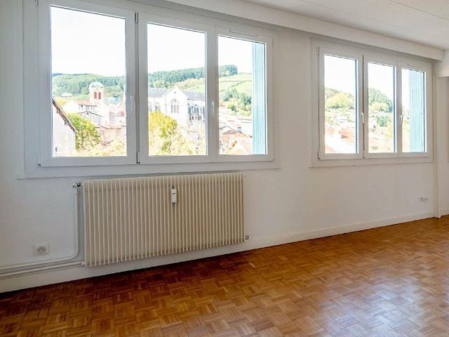 Appartement lumineux de 4 pièces centre Tarare