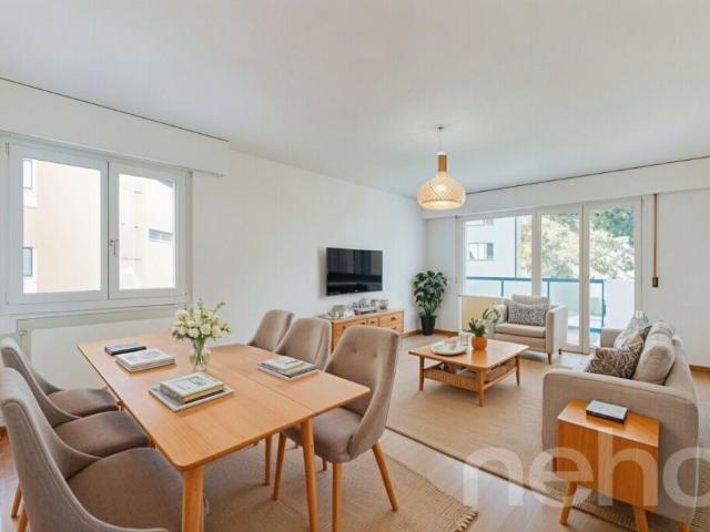 Appartement lumineux de 4,5 pièces rénové à Sierre