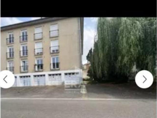 Appartement lumineux de 2 pièces à Montbron, avec ascenseu