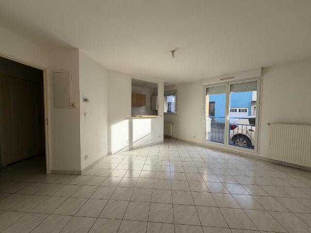 Appartement lumineux de 2 pièces à Creutzwald