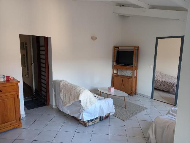 Appartement lumineux de 2 pièces à louer à Aix en Provenc