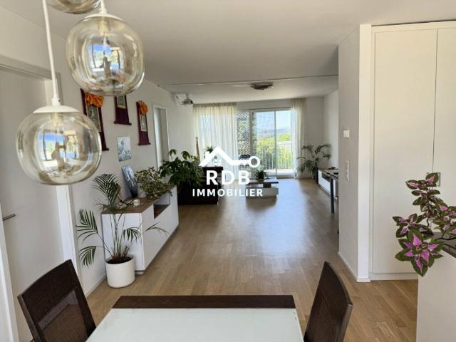 Appartement lumineux de 3.5 pièces situé au Mont sur Lausanne