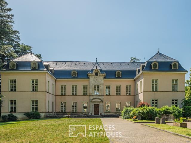 Appartement lumineux en duplex au château du Muret