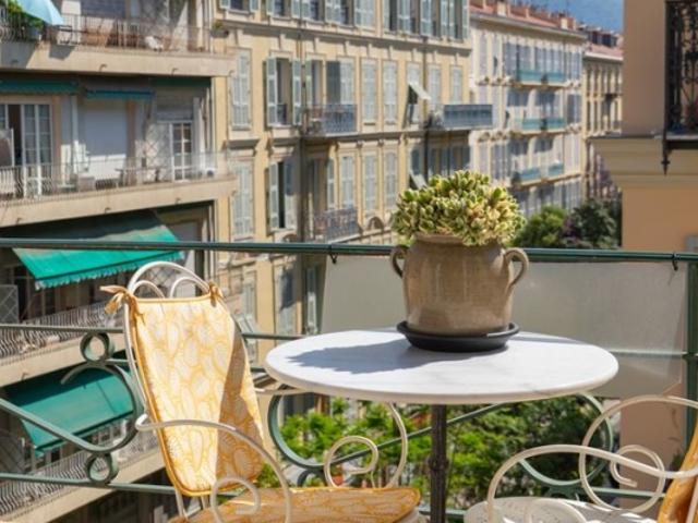 Appartement Lumineux et Central à Deux Pas de la Mer