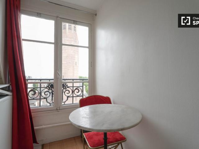 Appartement lumineux et lumineux à louer à Paris
