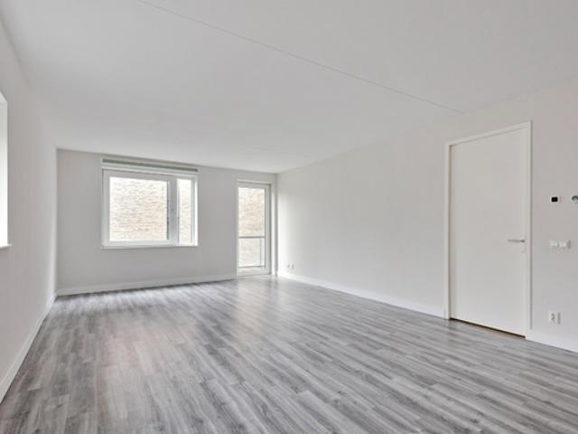 Appartement Lulofsdwarsstraat in Den Haag