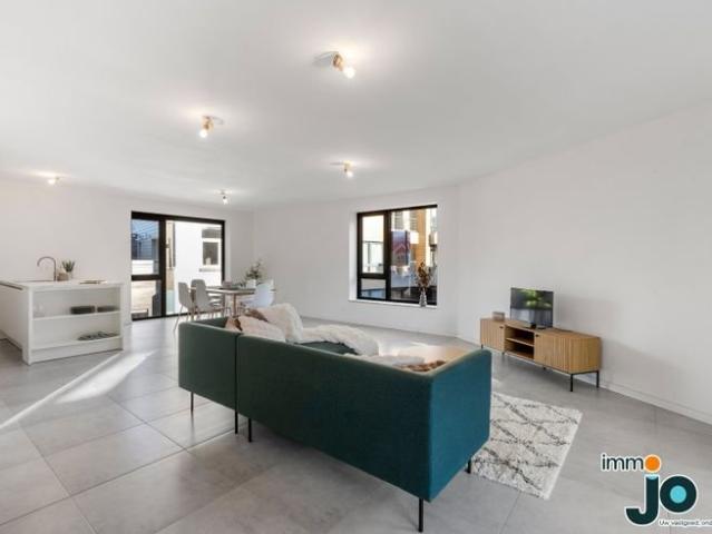 Appartement luxueux et lumineux avec des finitions modern.