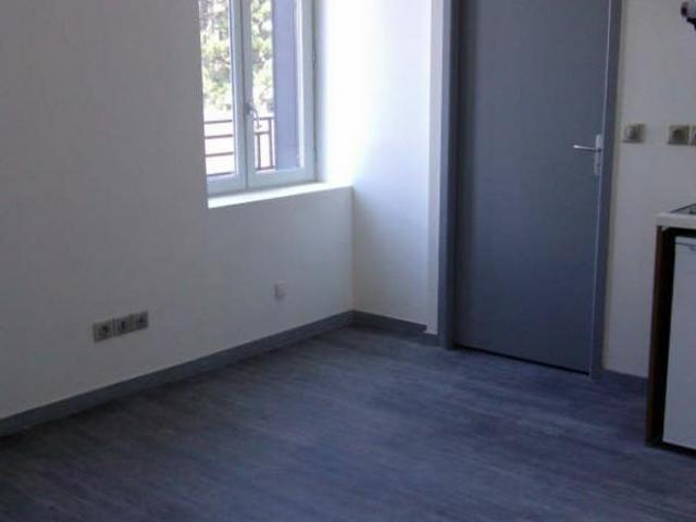 APPARTEMENT LYON 08 1 pièce 22 m2