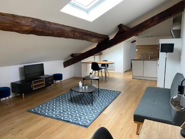 APPARTEMENT LYON 02 2 pièce s 59.89 m2