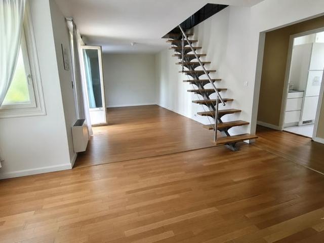 Appartement Mantes La Jolie 5 pièces en duplex 3 chambres et cave
