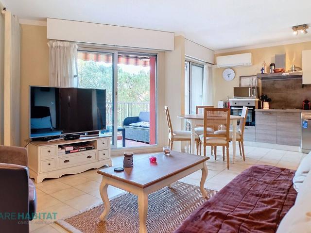 Appartement Mandelieu La Napoule 1 pièce s 41.02 m2