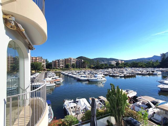 Appartement Mandelieu La Napoule:Superbe 3 pièces avec vue. 69m² Mandelieu la Napoule